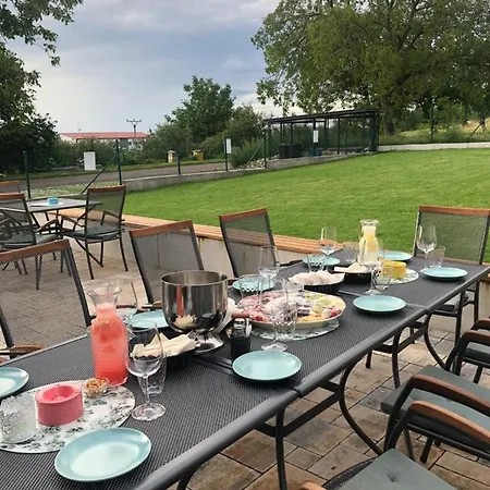 Aparthotel Varalja Plavecke Podhradie