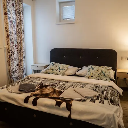 Varalja 3* Plavecke Podhradie